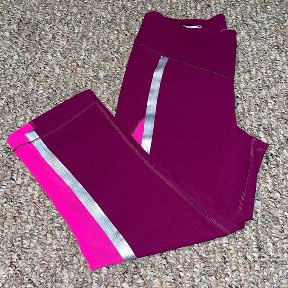 Womens Puma Workout Capris - Picture 1 of 5